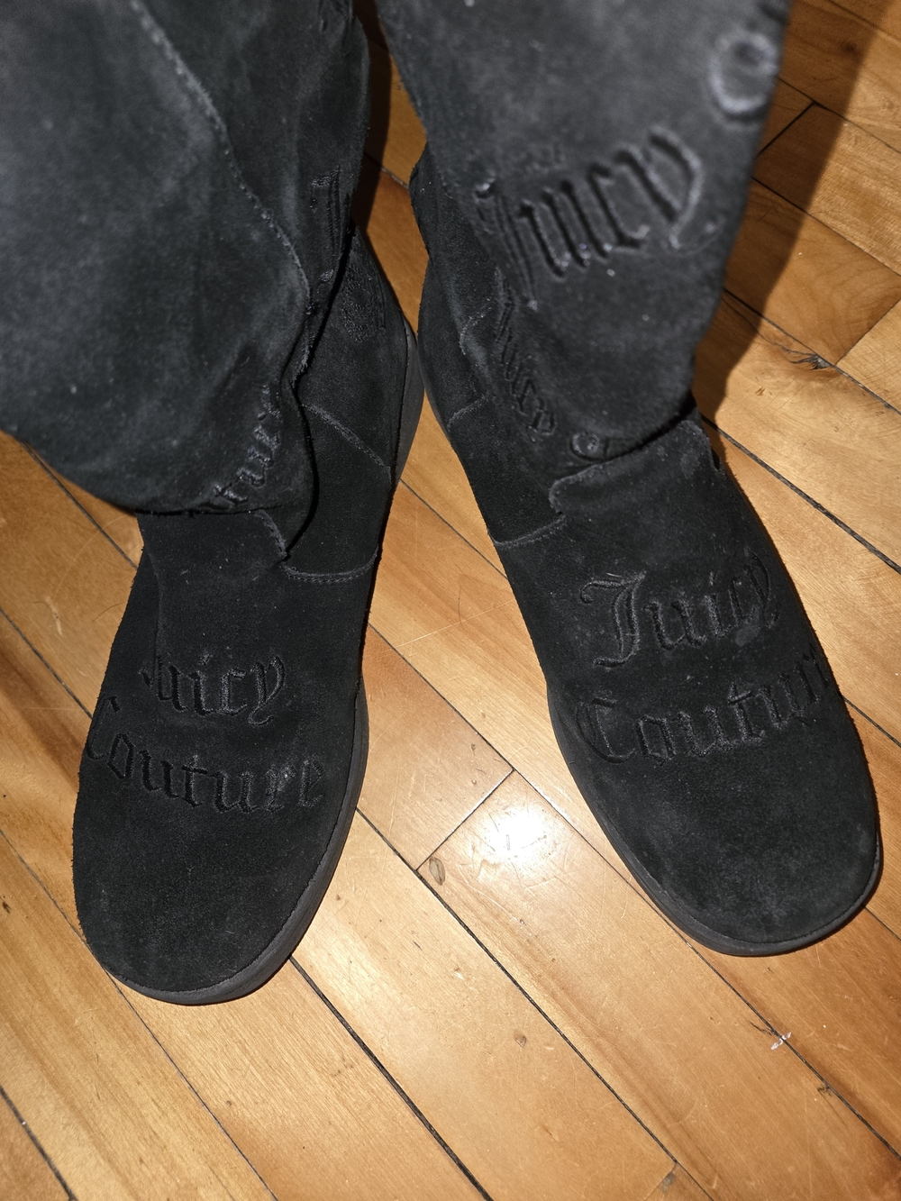 Classic Y2K Juicy Couture Black Suede Embossed Logo Women's Boots